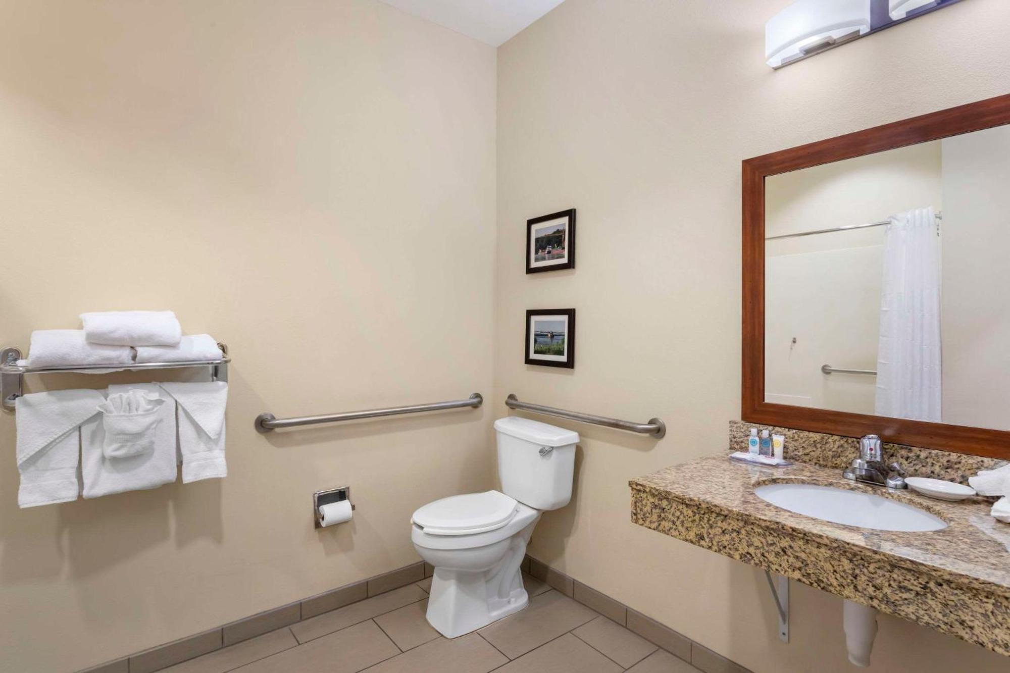 Comfort Inn & Suites Blytheville Exteriör bild