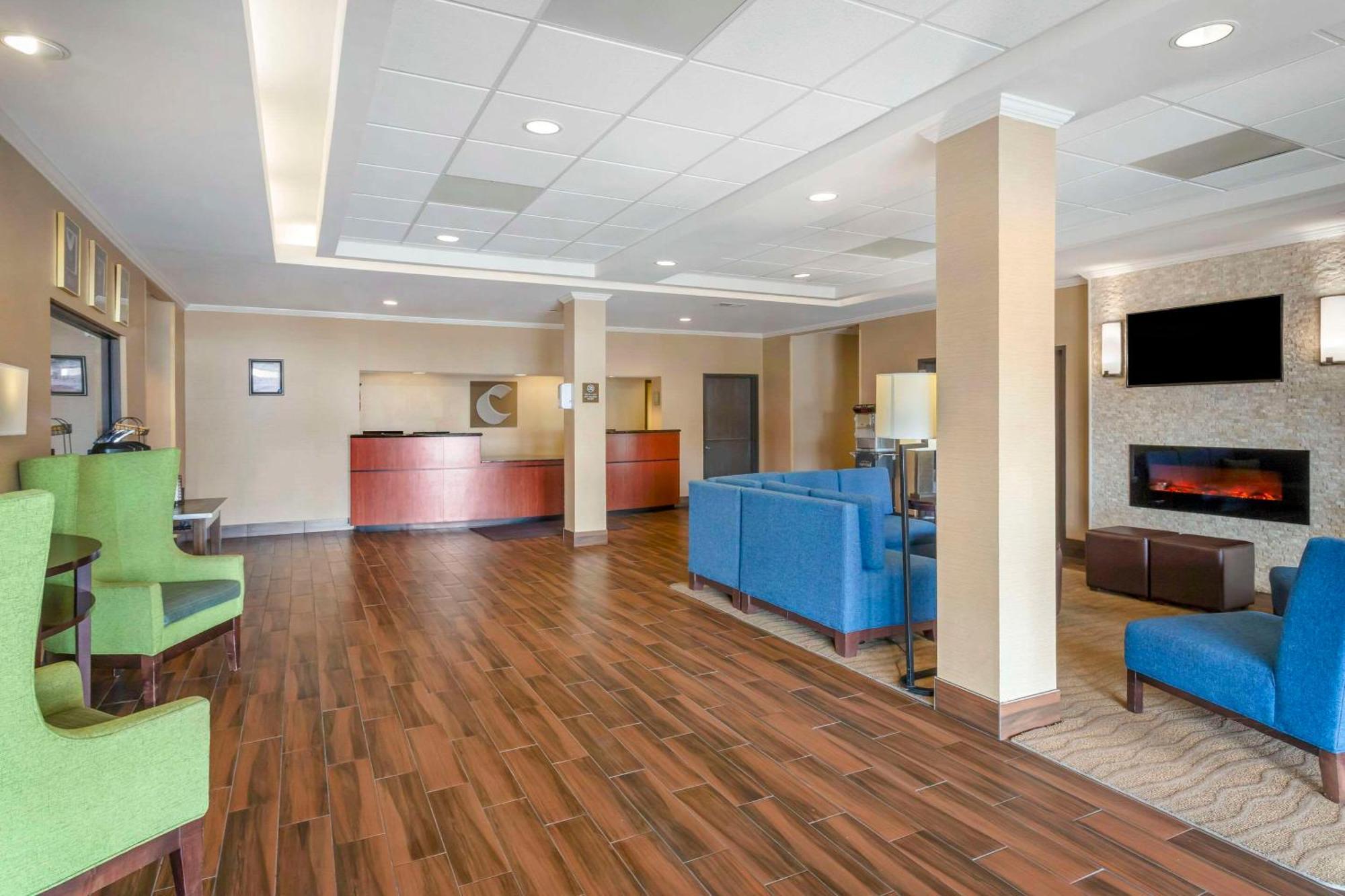 Comfort Inn & Suites Blytheville Exteriör bild